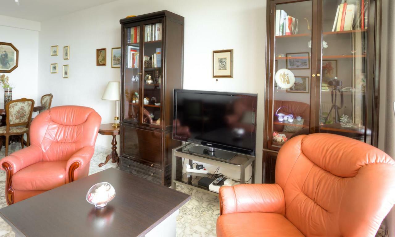 니스 Confortable 3 Pieces Avec Superbe Vue Mer 아파트 외부 사진